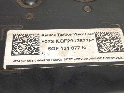 Foto 4ª: Deposito AdBlue Volkswagen Tiguan 2.0 TDI 150CV 110KW [DTSB] (2022)