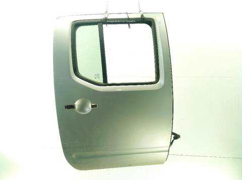 Foto 1ª: Puerta Trasera Derecha Nissan Navara 2.5 DCI 4WD [YD25DDTI] (2004)
