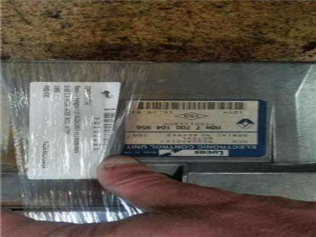 Centralita Motor ECU Renault Kangoo D 65 1.9 (KC0E. KC02. KC0J. KC0N)