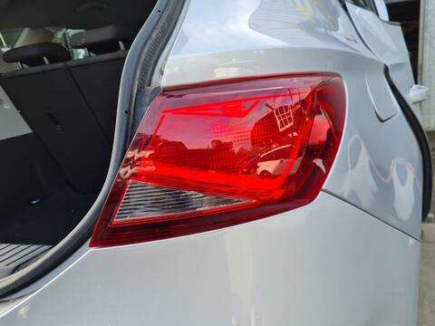 Foto 2ª: Piloto Trasero Derecho Seat Leon I-TECH 105CV 77KW [CLHA] (2014)