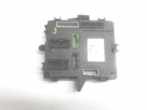Centralita Motor ECU Dacia Duster TCE 130 EXPRESSION