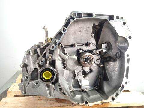 Caja Cambios Renault Megane 1.6 16V HATCHBACK 115CV 84KW IV HATCHBACK B9A/M/N_)