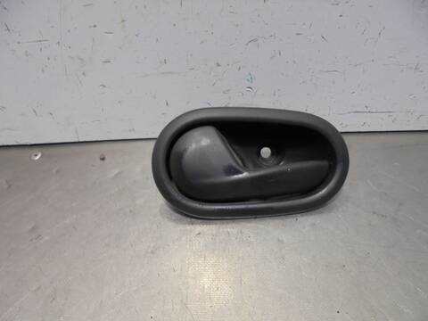 Maneta Interior Trasera Izquierda Dacia Sandero STEPWAY 90CV 66KW