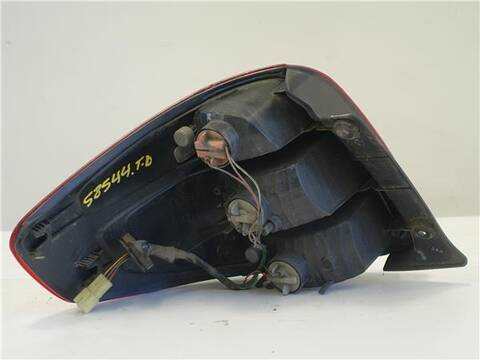 Foto 2ª: Piloto Trasero Derecho Suzuki SX4 1.9 DDIS 120CV 88KW [D19AA] (2006)