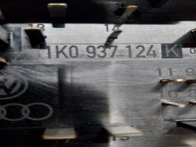 Foto 2ª: Caja Reles Fusibles Volkswagen Golf 2.0 TDI [D BKD] (2004)