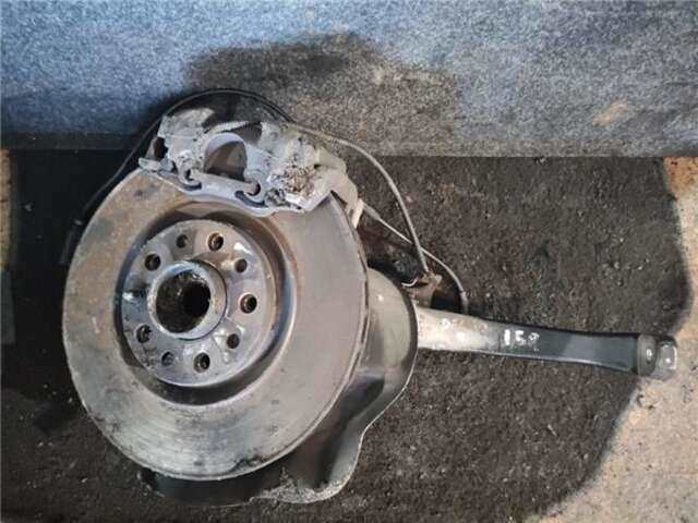 Foto 3ª: Mangueta Delantera Izquierda Alfa Romeo 159 1.9 JTS 16V - SELECTIVE [1.9 LTR. - 118 KW JTS 16V CAT] [939 A6.000]