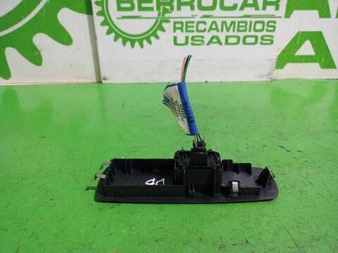 Foto 2ª: Botonera Elevalunas Renault Laguna RENAULT LAGUNA III GRANDTOUR 109CV [K9K780] (2007)