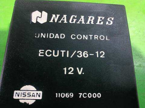 Foto 3ª: Centralita Motor ECU Nissan Serena 2.3 LX DIESEL 75CV [LD23] (1992)