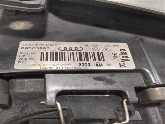 Foto 2ª: Faro Derecho Audi A4 1.9 TDI 131CV [AJM] (2001)