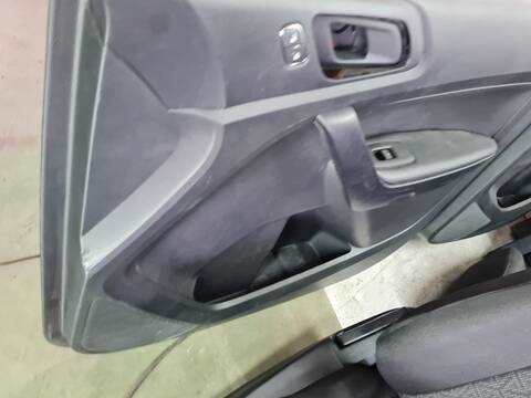 Foto 3ª: Asientos Traseros Ford Ranger DOBLE CABINA 4X4 XLT LIMITED 170CV 125KW [BC2X] (2022)