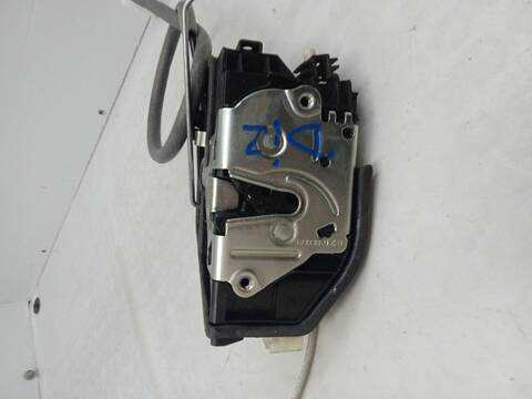 Foto 4ª: Cerradura Puerta Delantera Izquierda Bmw Serie 3 318 2.0 D 150CV 110KW F30 F80) [B47 D20 A] (2016)
