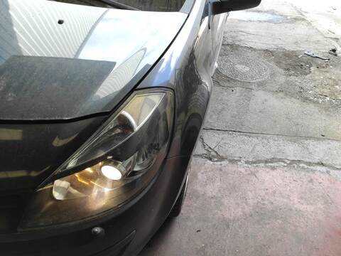 Foto 2ª: Aleta Delantera Izquierda Renault Clio K4M800 (2006)