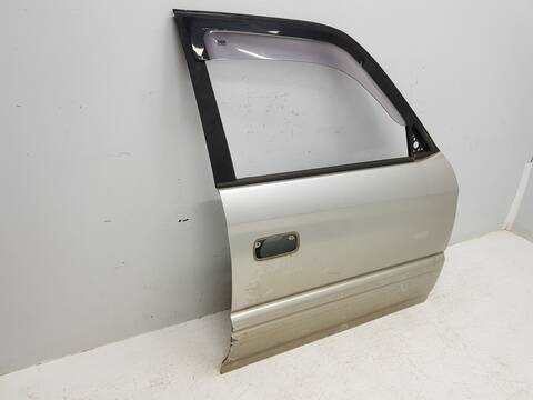 Foto 2ª: Puerta Delantera Derecha Toyota Land Cruiser D4-D VX 5-PTAS.) (1996)