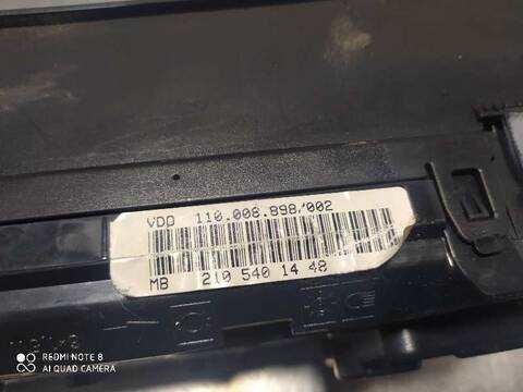 Foto 2ª: Cuadro de Instrumentos Mercedes Clase E 180 220 T CDI 210.206) 125CV 92KW FAMILIAR [OM611961] (1998)