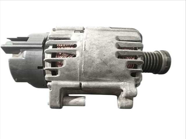 Foto 3ª: Alternador Volkswagen Golf ADVANCE 1 TSI 105CV (2008)