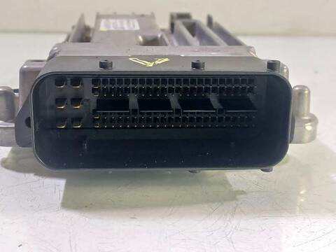 Foto 2ª: Centralita Motor ECU Mercedes Clase E 180 E 350 BLUETEC 212.226) 252CV 185KW FAMILIAR [642852] (2013)