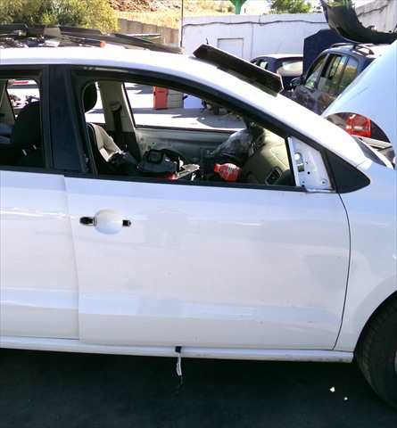 Puerta Delantera Derecha Volkswagen Polo 1.2 TSI 2009-2014