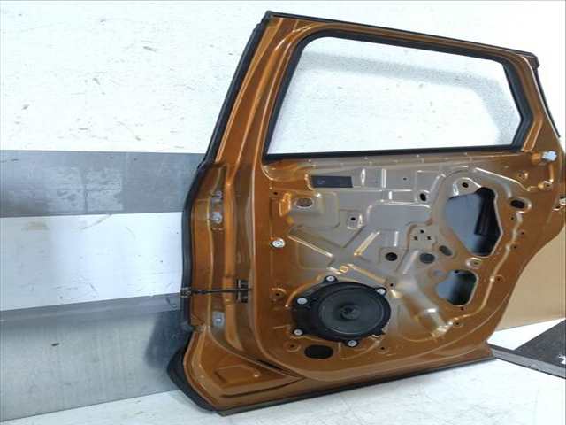 Foto 3ª: Puerta Trasera Derecha Renault Captur 90 CV 66KW [H4B408 H4B]