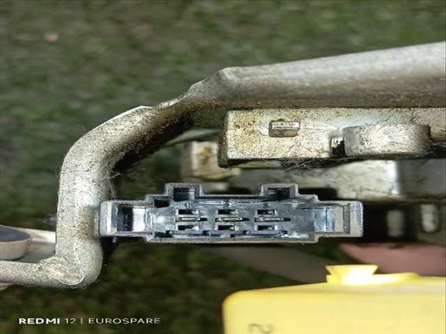 Foto 4ª: Motor Limpia Trasero Mercedes Clase ML 270 2.7 D DCI [612963] (2000)