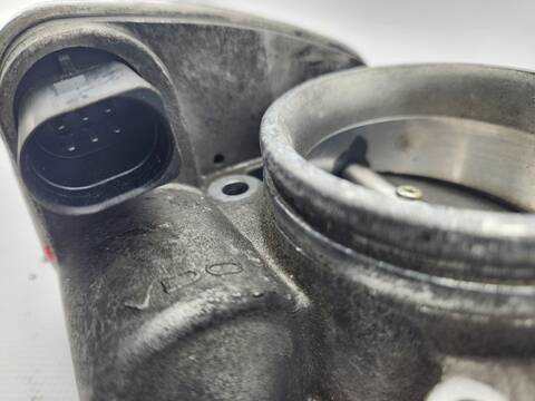 Foto 2ª: Caja Mariposa Bmw Serie 3 315 318 CI COUPE 143CV 105KW [N42B20A] (2003)