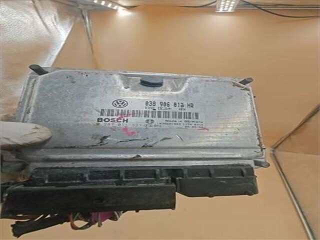 Foto 3ª: Centralita Motor ECU Skoda Fabia 1.2 YOUNG LINE [1.2 LTR. - 47 KW 12V] [BME]