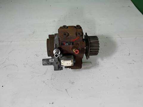 Foto 2ª: Bomba Inyeccion Citroen C4 1.6 HDI 112 CV 82KW [9HR DV6C 9H05] (2011)