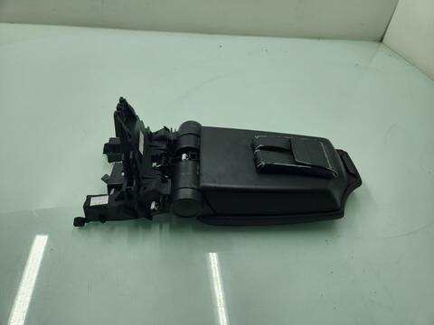 Foto 3ª: Consola Central Bmw Serie 1 114 118D BERLINA 143CV 105KW [N47D20C] (2008)
