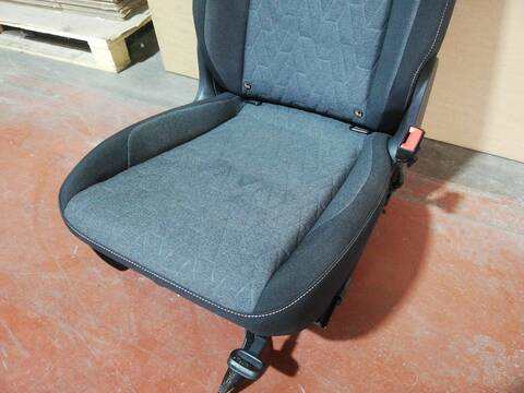 Foto 2ª: Asiento Delantero Derecho Volkswagen T-Cross DUSA (2025)