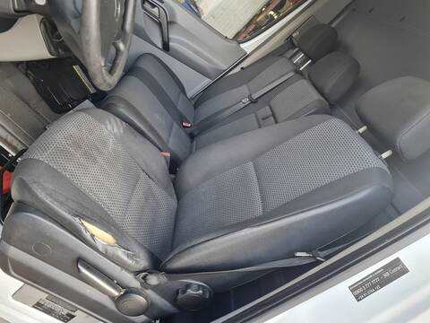 Foto 3ª: Asiento Delantero Izquierdo Mercedes Sprinter 210/213/216 CDI 906.611/613) 95CV 70KW CAJA CERRADA [651955] (2013)