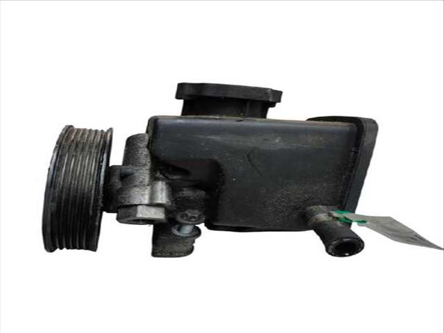 Foto 1ª: Bomba de Direccion Mercedes Clase C 160 C 220 CDI 204.208) (2007)