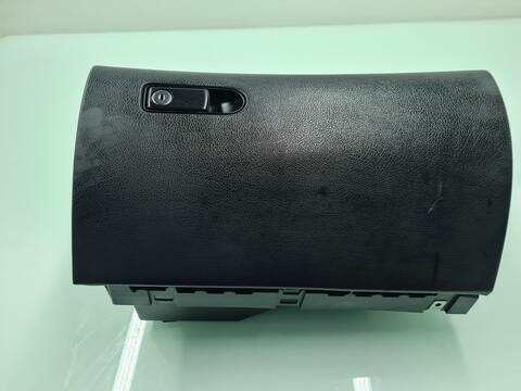 Guantera Mercedes Clase C 160 C 220 CDI BLUETEC 205.004) 170CV 125KW