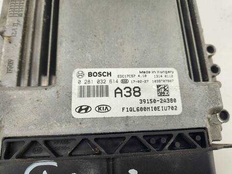Foto 2ª: Centralita Motor ECU Kia Sportage BUSINESS 2WD 116CV 85KW [D4FD] (2017)