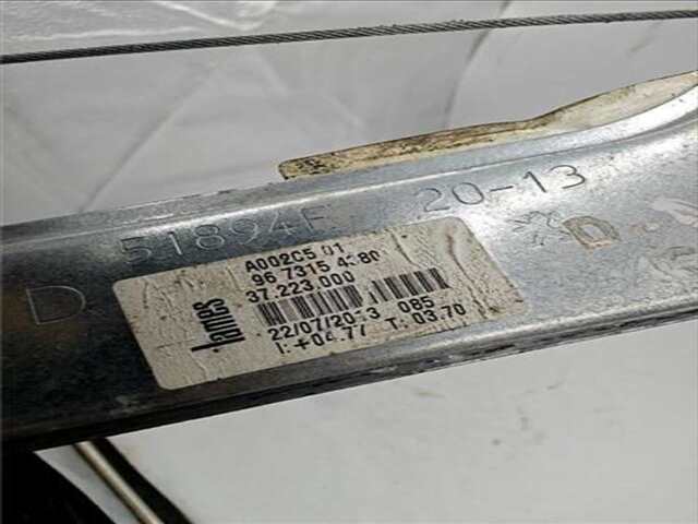 Foto 3ª: Elevalunas Eléctrico Delantero Derecho Peugeot 208 1.0 BUSINESS LINE [1.0 LTR. - 50 KW VTI] [ZM01]