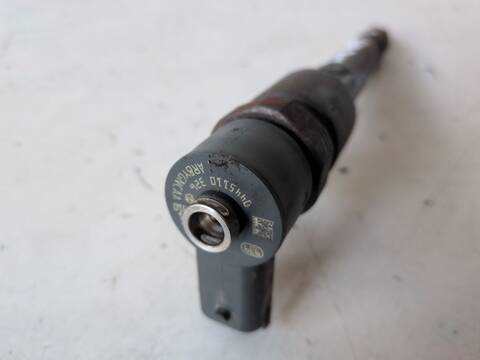Foto 2ª: Inyectores Opel Corsa A13DTC (2014)