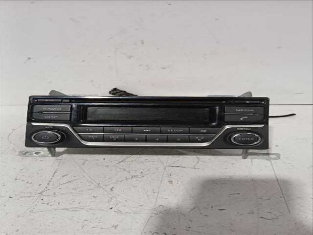 Foto 2ª: Sistema Audio Radio CD Nissan Juke 1.5 DCI 110CV [K9K 410 K9K 636 K9K 646 K9K 896] (2010)