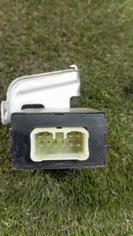 Foto 3ª: Caja Reles Fusibles Lexus LX 4.7 G 470 V8 (2002)