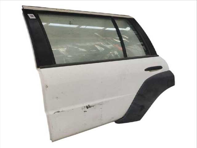 Foto 3ª: Puerta Trasera Izquierda Nissan Patrol 3.0 DTI (1997)