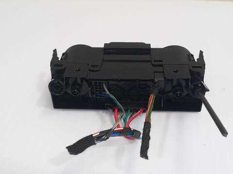 Foto 2ª: Mando Calefacción A. A. Volkswagen Polo ADVANCE BLUEMOTION 90CV [CUSB] (2014)