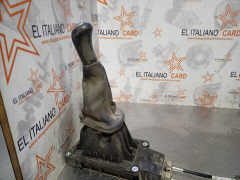 Foto 4ª: Palanca de Cambio Dacia Sandero STEPWAY ESSENTIAL 101CV 74KW [H4DD4] (2020)