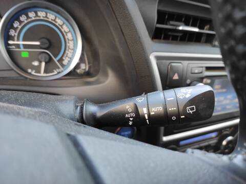 Mando Multifuncion Toyota Auris 2ZRFXE