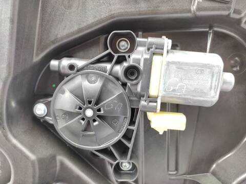 Foto 2ª: Elevalunas Manual Trasero Derecho Jeep Compass 2.0 CRD 4X4 140CV 103KW [55283099] (2019)