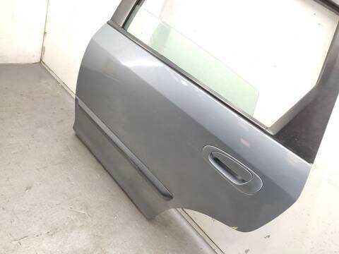 Foto 2ª: Puerta Trasera Izquierda Honda Civic 1.6 ES5) 110CV 81KW [D16V1] (2004)