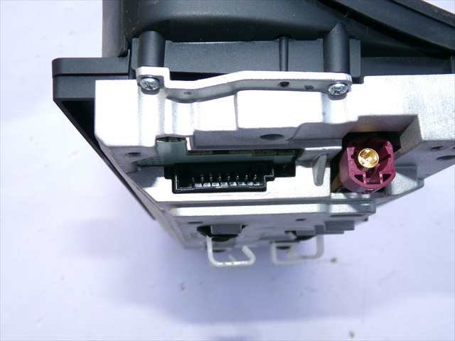 Foto 4ª: Pantalla Multifuncion Bmw Serie 3 318 2.0 D E90,2004-2008 [N47D20C] (2010)