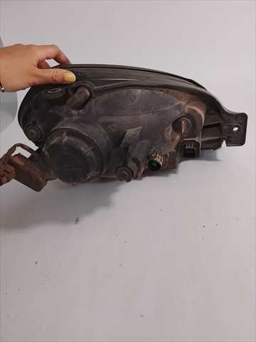 Foto 2ª: Faro Izquierdo Hyundai Tucson 2.0 DIESEL [D4EA-V] (2006)