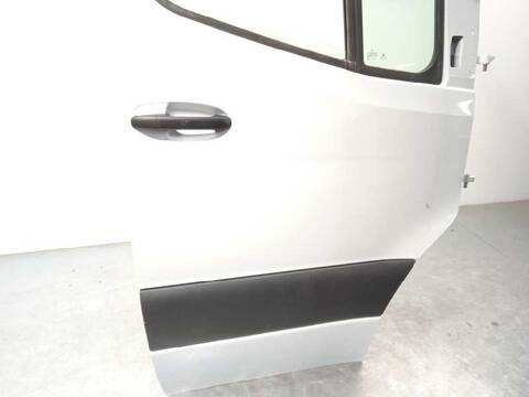 Foto 3ª: Puerta Delantera Derecha Mercedes Sprinter 419 CDI RWD 907.643 907.645 907.647) 190CV 140KW FURGONETA [654920] (2024)