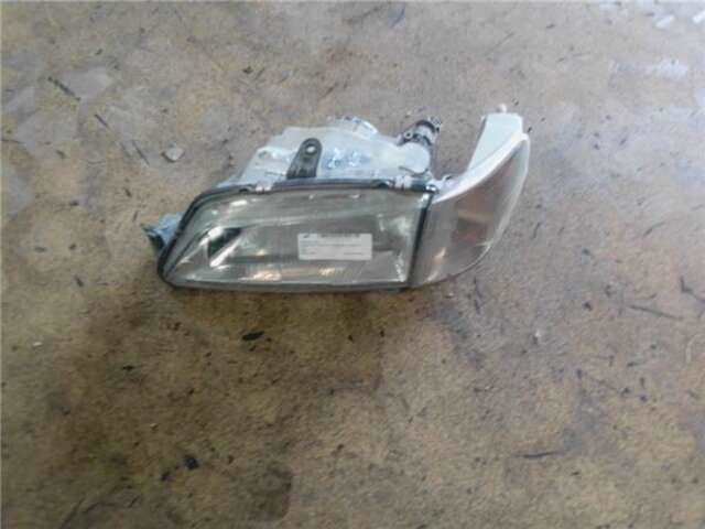 Faro Izquierdo Peugeot 306 1.9 D