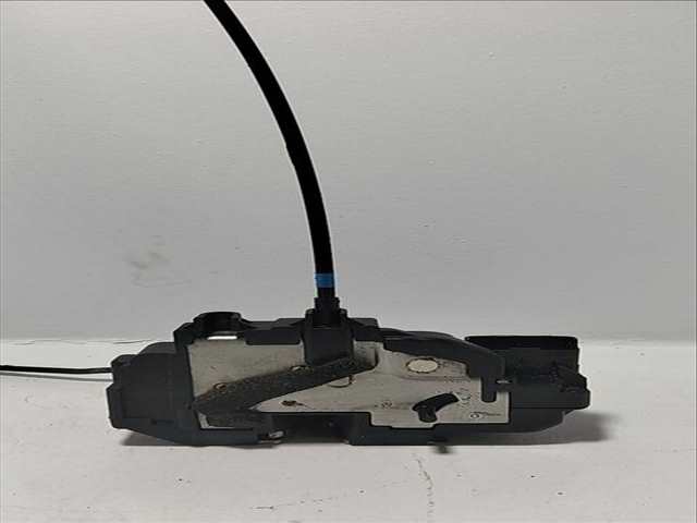 Foto 2ª: Cerradura Puerta Trasera Izquierda Nissan Navara DOBLE CAB LE 4X4 171CV (2005)