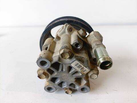 Foto 3ª: Bomba de Direccion Toyota Rav4 2.0 D-4D EXECUTIVE 4X4 2003 ) 116CV (2000)