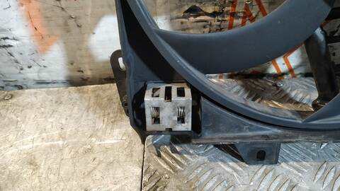 Foto 3ª: Electroventilador Citroen C3 FEEL 102CV 75KW [YH01] (2021)