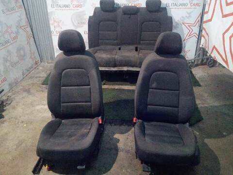 Asientos Traseros Audi A4 BASICO 143CV 105KW